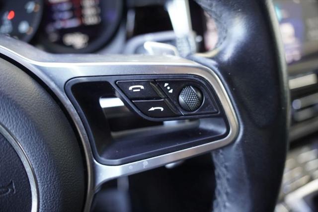 2020 Porsche Macan Base