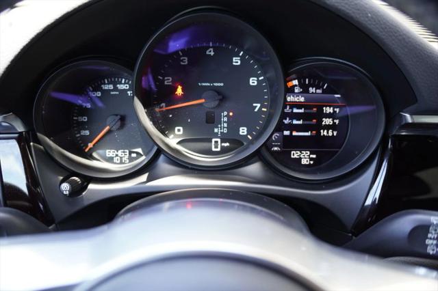 2020 Porsche Macan Base