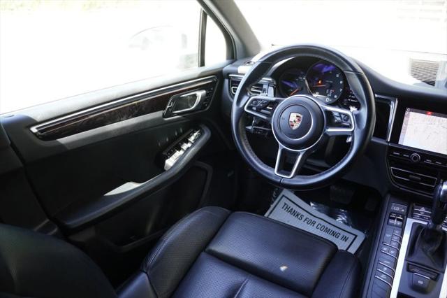 2020 Porsche Macan Base