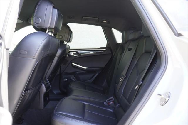 2020 Porsche Macan Base
