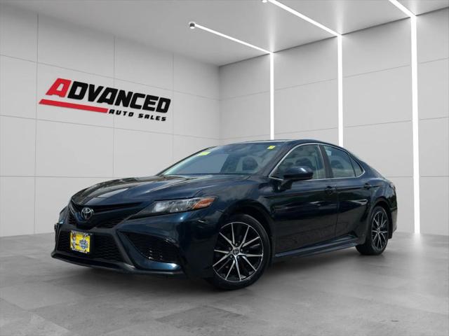 2021 Toyota Camry SE AWD