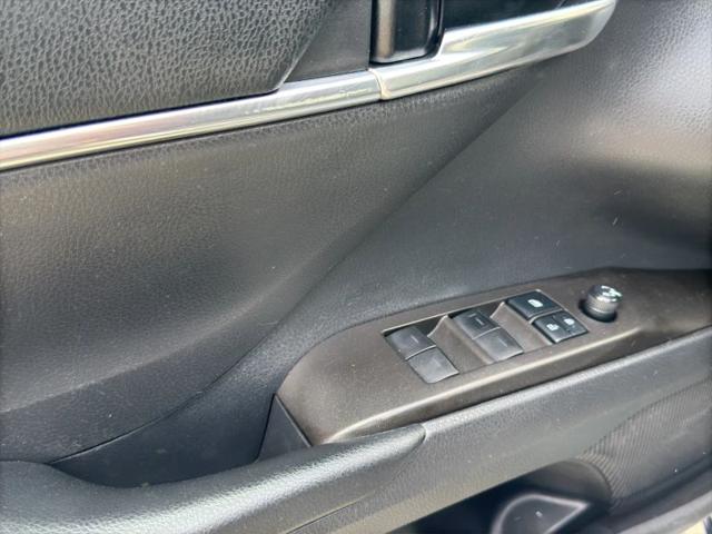 2021 Toyota Camry SE AWD