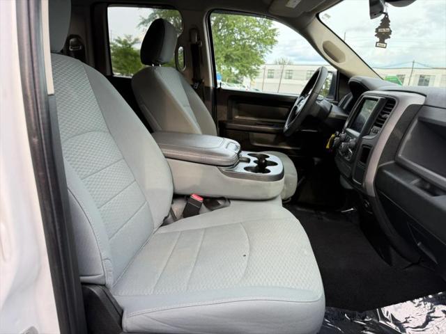 2019 Ram 1500 Classic Express Quad Cab 4x4 6'4" Box