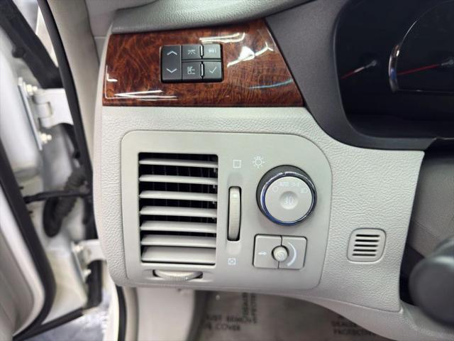 2006 Cadillac DTS w/1SB