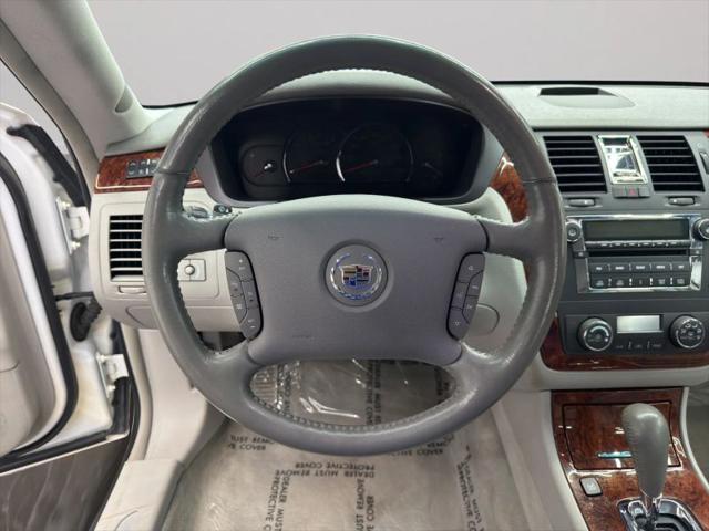 2006 Cadillac DTS w/1SB