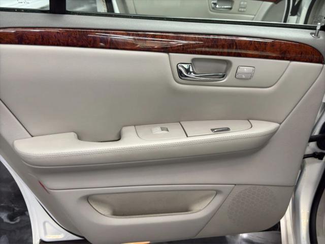 2006 Cadillac DTS w/1SB