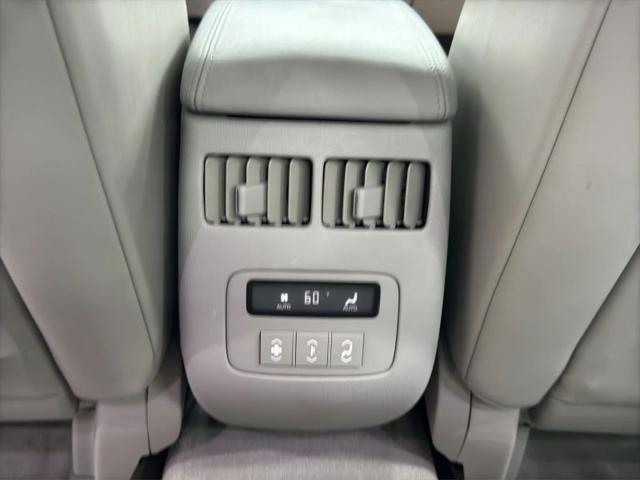 2006 Cadillac DTS w/1SB