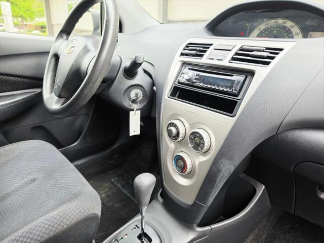2007 Toyota Yaris Base
