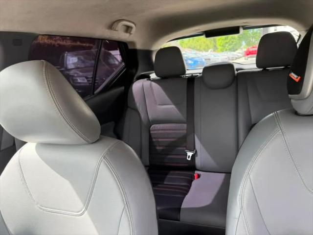 2021 Nissan Kicks SR Xtronic CVT