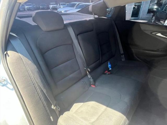 2021 Chevrolet Malibu FWD LT