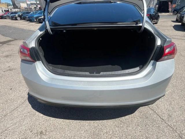 2021 Chevrolet Malibu FWD LT