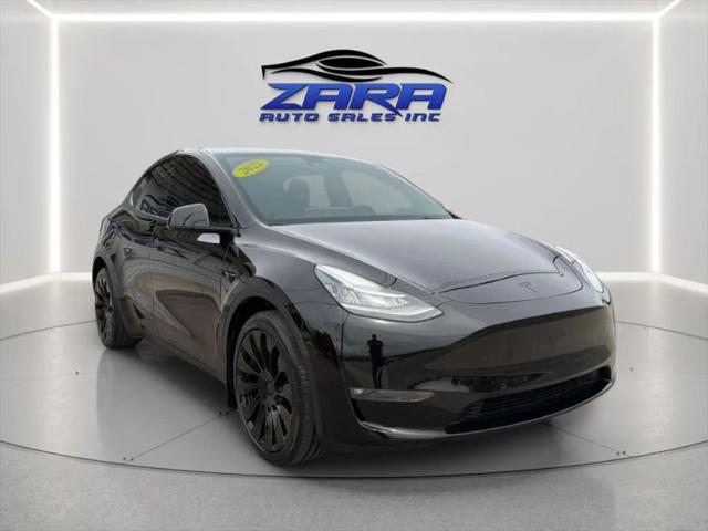 2022 Tesla Model Y Long Range Dual Motor All-Wheel Drive