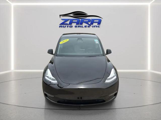 2022 Tesla Model Y Long Range Dual Motor All-Wheel Drive