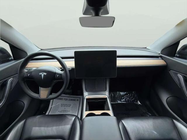 2022 Tesla Model Y Long Range Dual Motor All-Wheel Drive