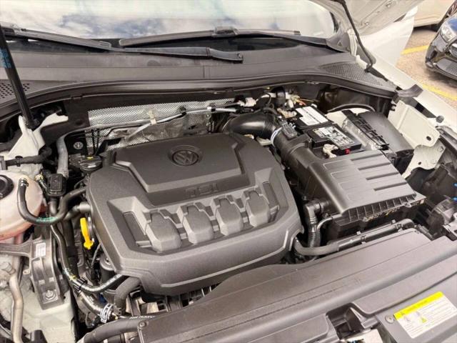 2021 Volkswagen Tiguan 2.0T SE R-Line Black