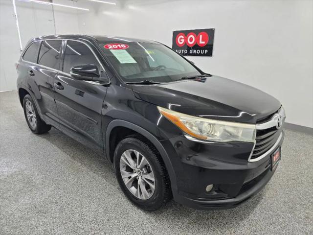 2016 Toyota Highlander LE V6 for sale in Austin, TX