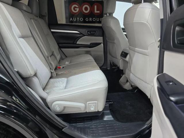 2016 Toyota Highlander LE V6