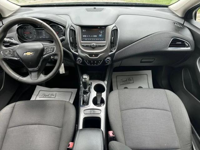 2017 Chevrolet Cruze LT Auto