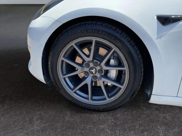 2021 Tesla Model 3 Standard Range Plus Rear-Wheel Drive