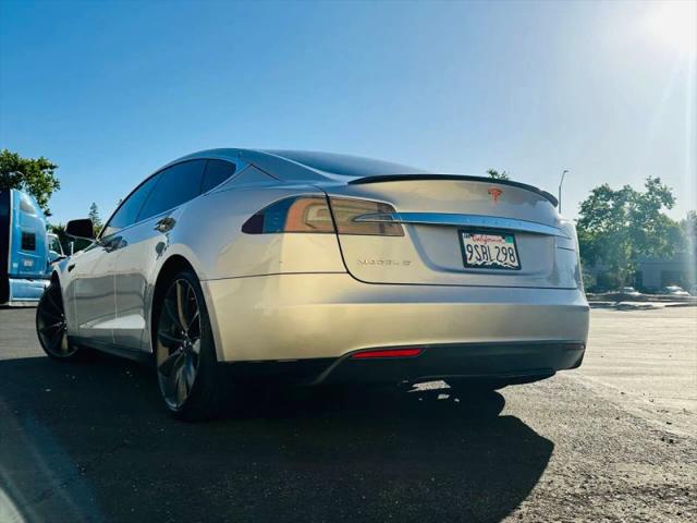 2013 Tesla Model S Base