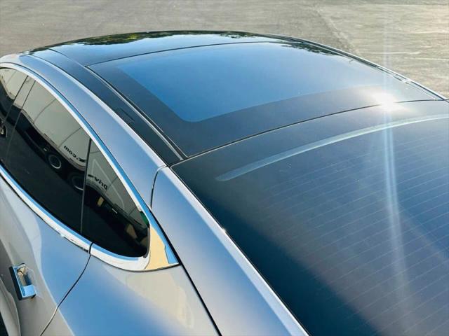 2013 Tesla Model S Base