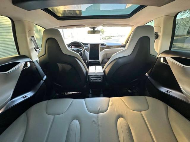 2013 Tesla Model S Base