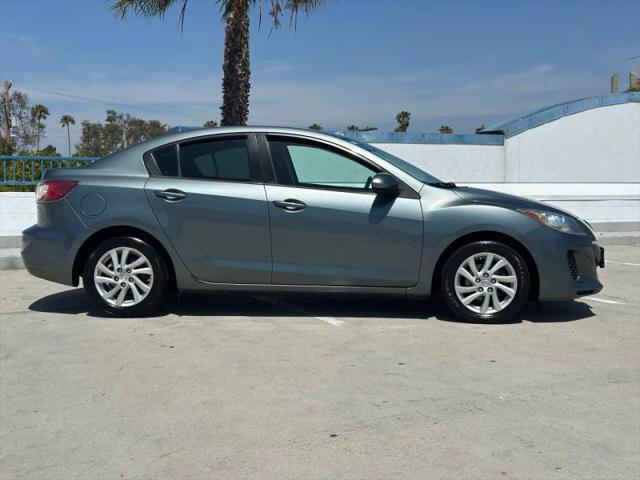 2012 Mazda Mazda3 i Touring