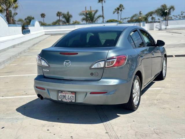 2012 Mazda Mazda3 i Touring
