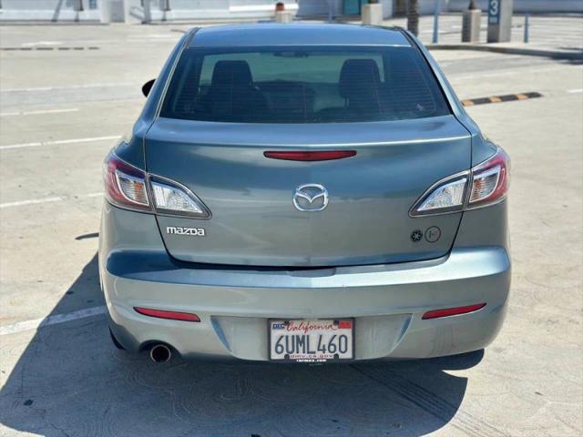 2012 Mazda Mazda3 i Touring