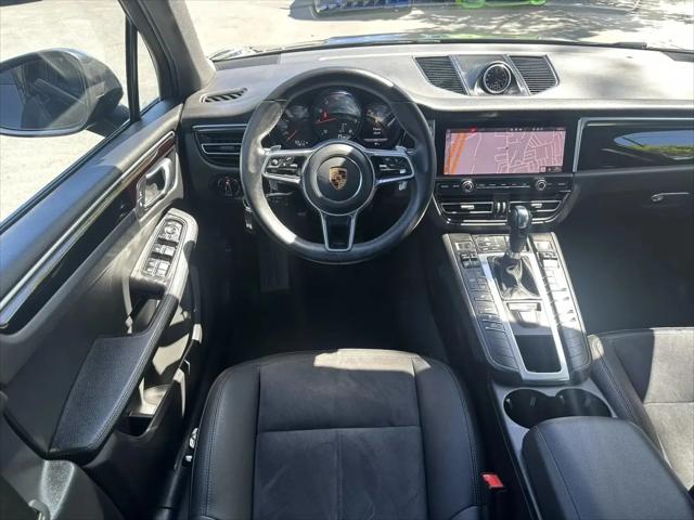 2020 Porsche Macan Macan