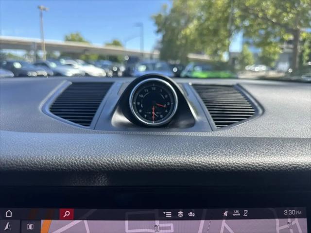 2020 Porsche Macan Macan
