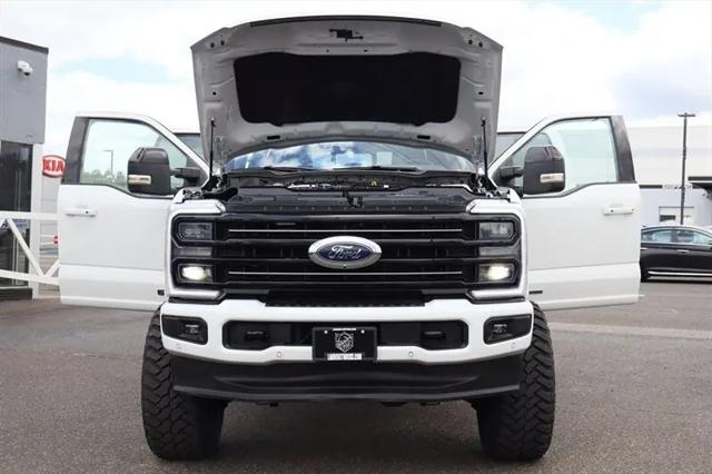 2025 Ford F-350 Platinum