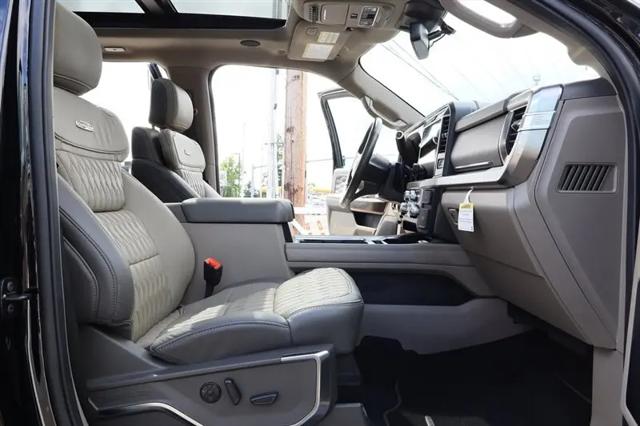 2025 Ford F-350 Platinum