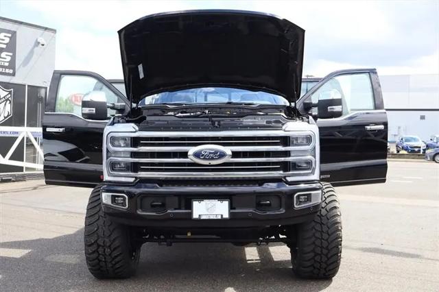 2025 Ford F-350 Platinum