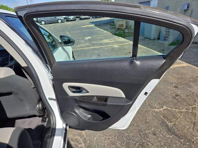 2012 Chevrolet Cruze LS