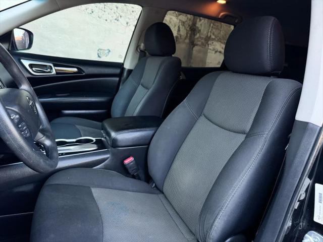 2020 Nissan Pathfinder S 2WD
