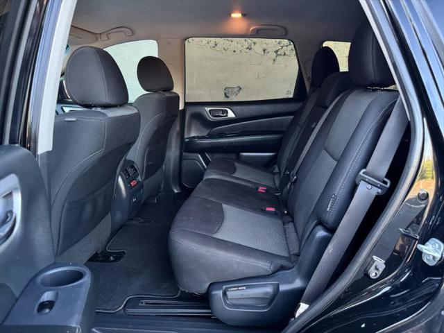 2020 Nissan Pathfinder S 2WD