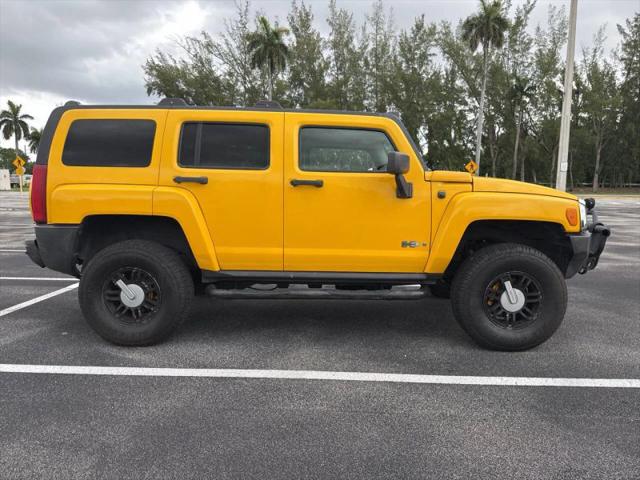 2006 HUMMER H3 Base
