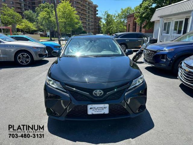 2020 Toyota Camry SE