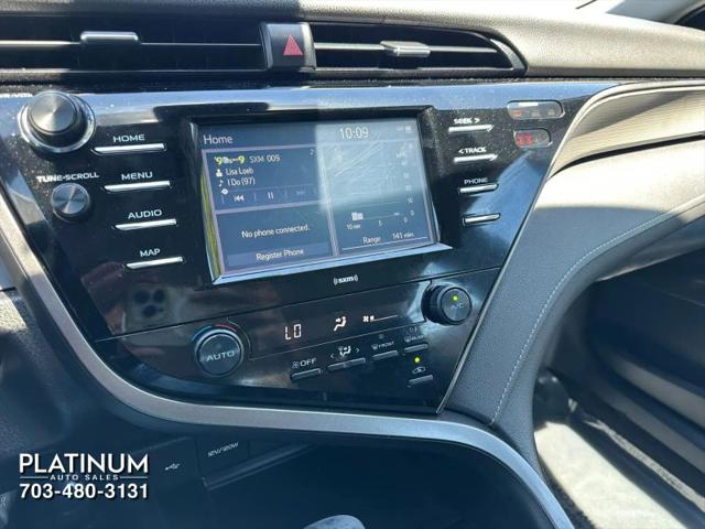 2020 Toyota Camry SE