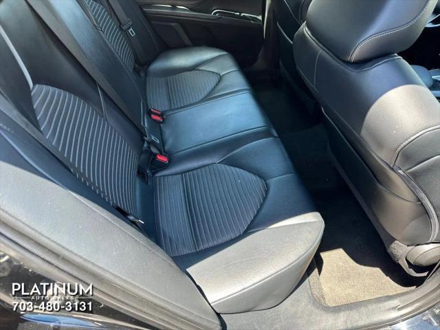 2020 Toyota Camry SE