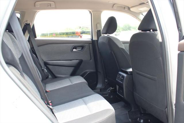 2023 Nissan Rogue SV FWD