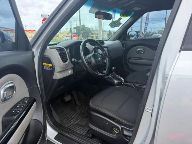 2015 Kia Soul +