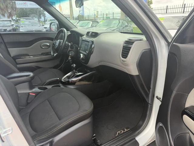 2015 Kia Soul +