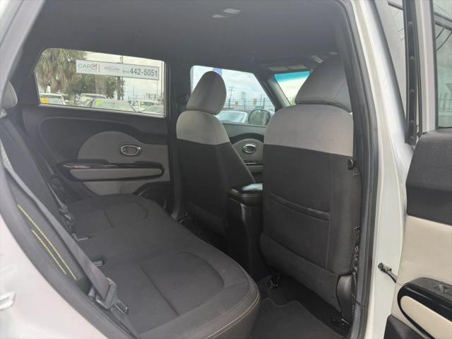 2015 Kia Soul +