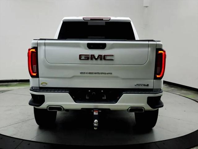 2022 GMC Sierra 1500 Limited 4WD Crew Cab Short Box AT4