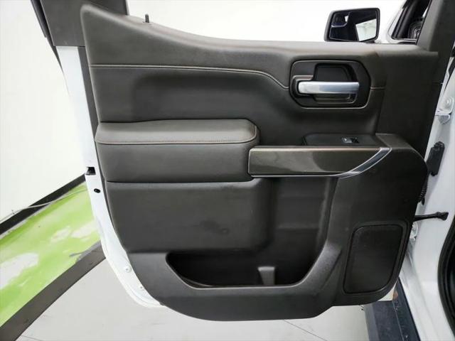 2022 GMC Sierra 1500 Limited 4WD Crew Cab Short Box AT4