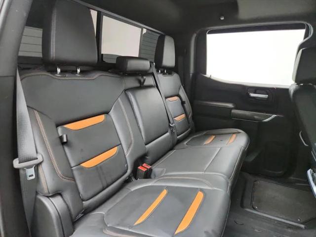 2022 GMC Sierra 1500 Limited 4WD Crew Cab Short Box AT4