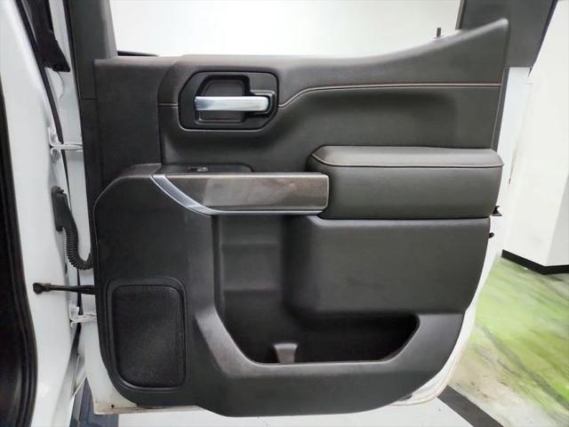 2022 GMC Sierra 1500 Limited 4WD Crew Cab Short Box AT4