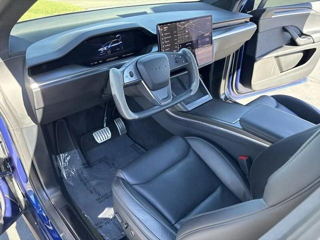2022 Tesla Model X Plaid Tri Motor All-Wheel Drive